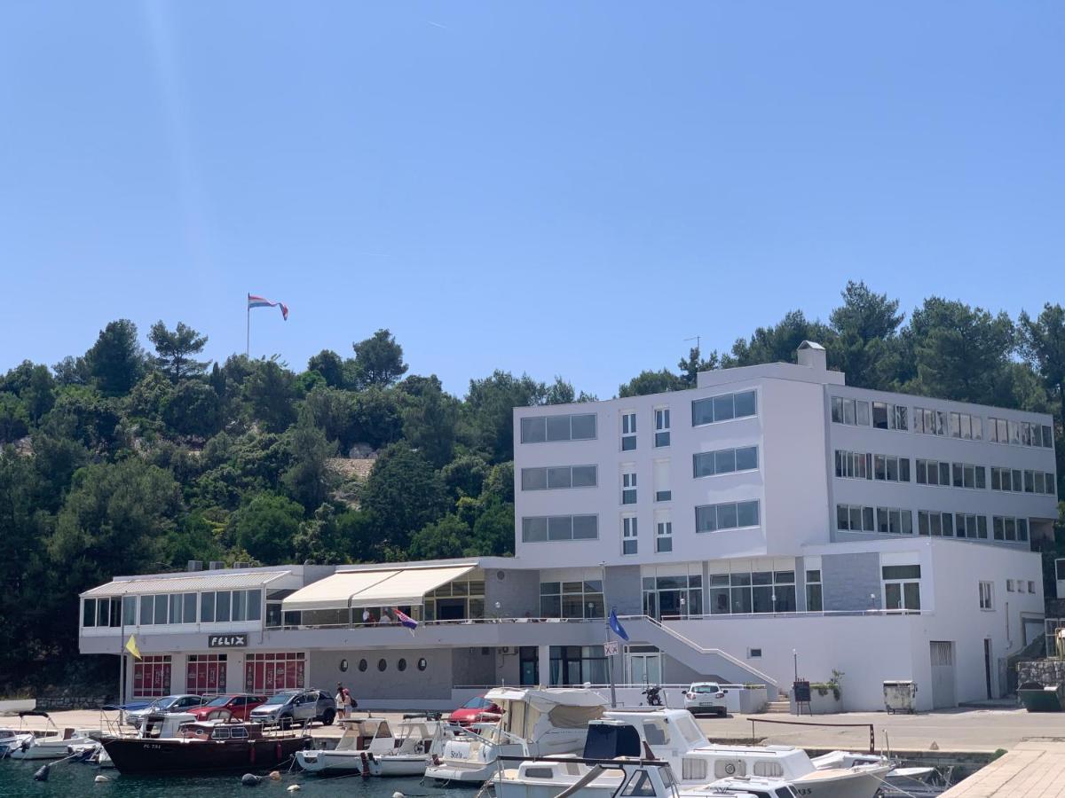Hotel Tolero Ploce  Exterior photo